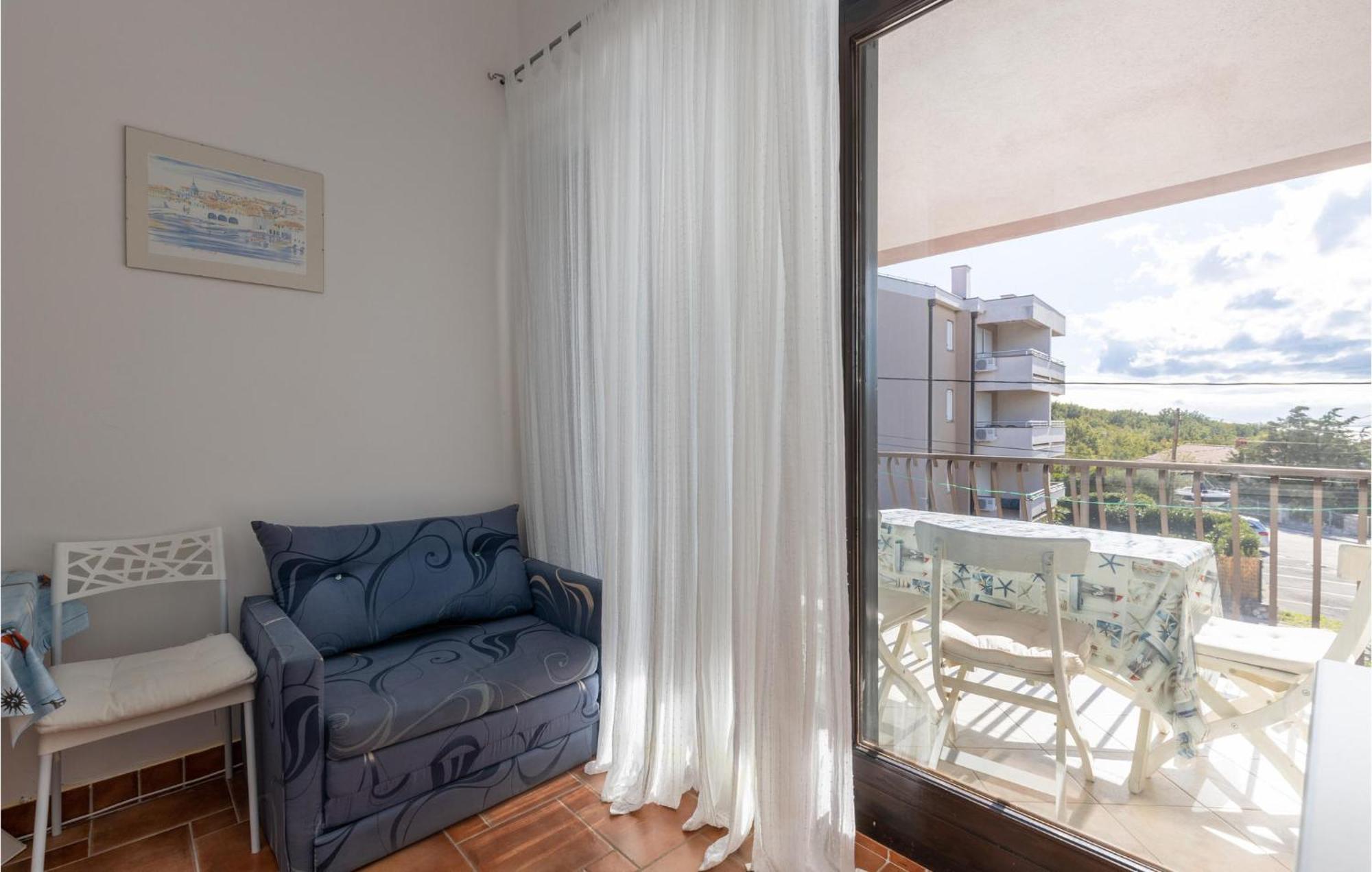 Nice Apartment In Jadranovo With Kitchen Kültér fotó